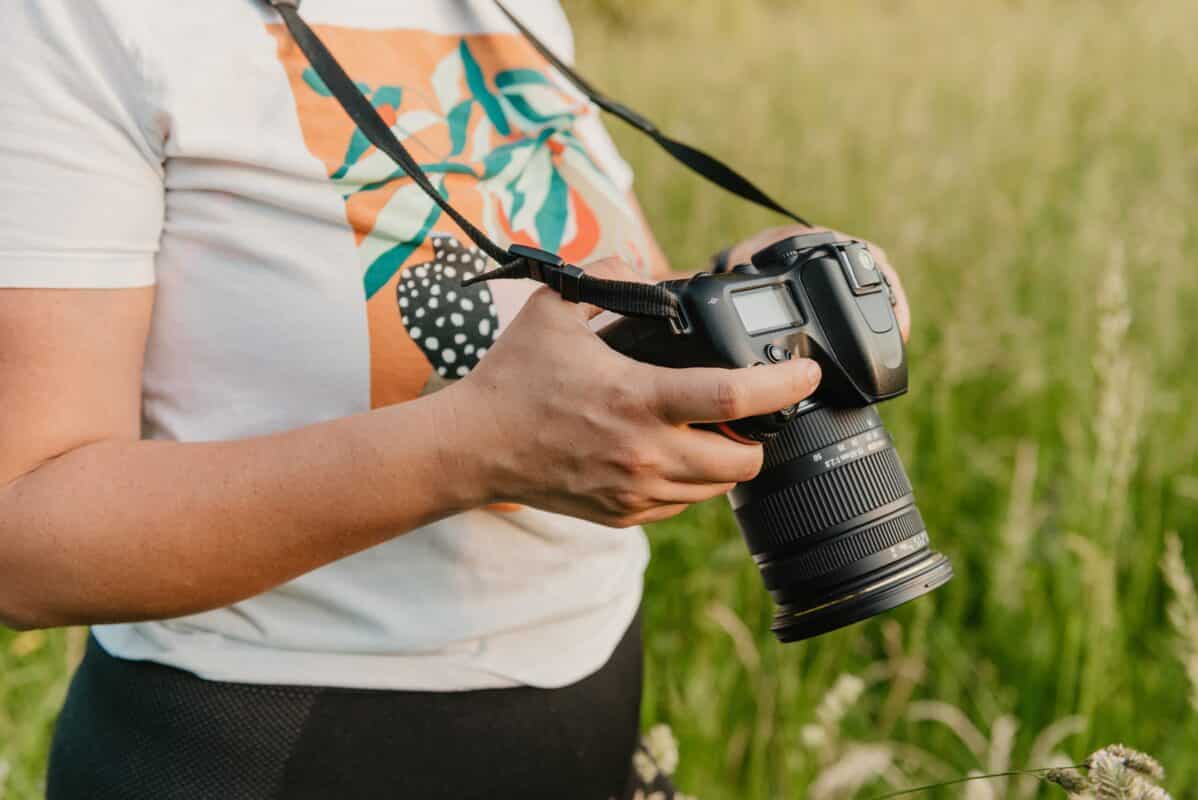 Explore how professional photographers can expand into elective ultrasound services. Learn about training programs, costs, and marketing tips to thrive.
