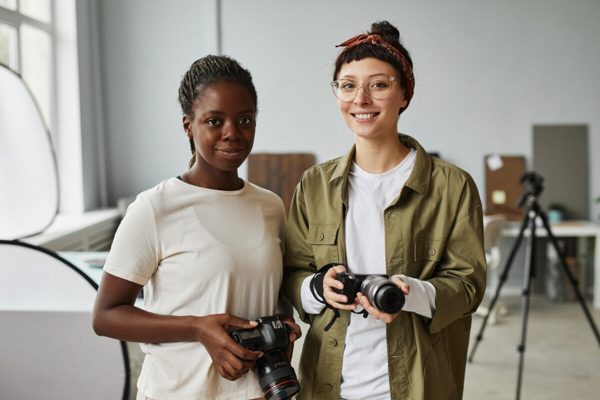 Boost profits by combining elective ultrasounds with maternity & newborn photography. Get step‑by‑step revenue tips, pricing models, and marketing tactics.