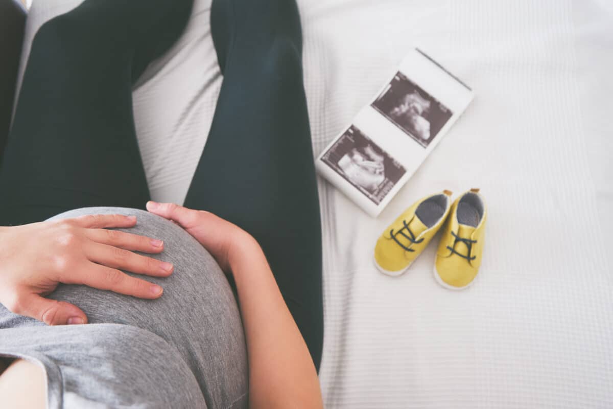 See how on-site 4D ultrasound training accelerates skills, cuts travel costs, and unifies your team—so you can launch elective scans sooner and profit faster.